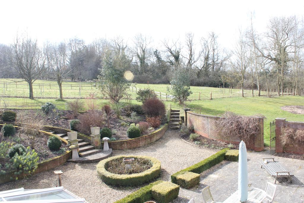 Austons Down Farm B&B Claverdon Екстериор снимка