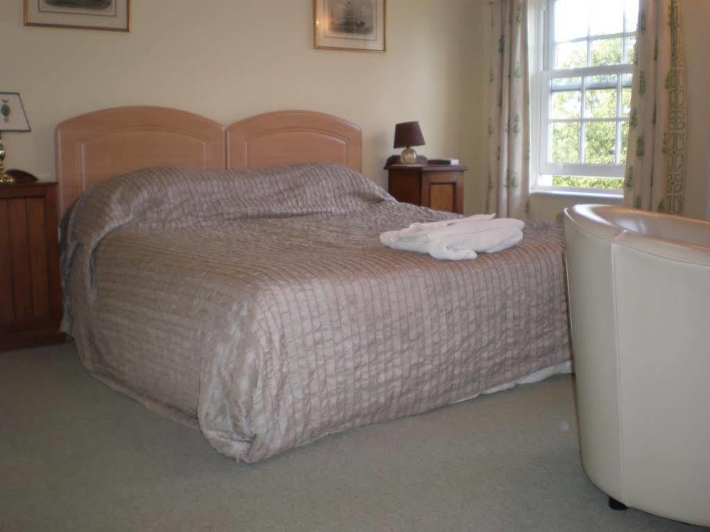 Austons Down Farm B&B Claverdon Екстериор снимка